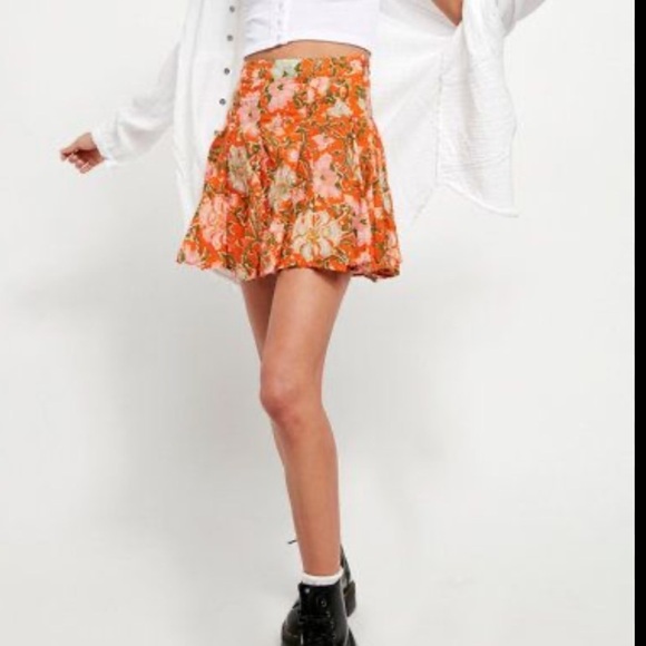 Free People Flowy Orange Floral Print Cotton Lined mini Skirt Size 6 - Picture 1 of 11